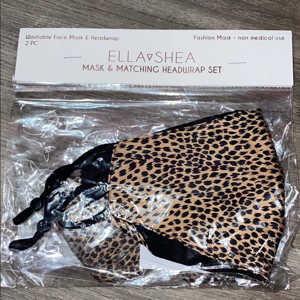 BRAND NEW ADORABLE MASK